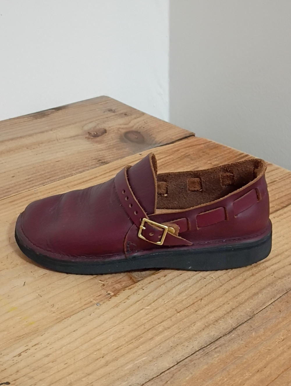 Aurora Shoes Women Middle English - Burgundy Size 6.5D MSRP $240